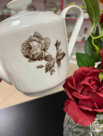 Чайный сервиз на 6 персон Kahla GDR, 200мл. Фарфор с деколью и золотом. Цена за 22пр. Картинка 8